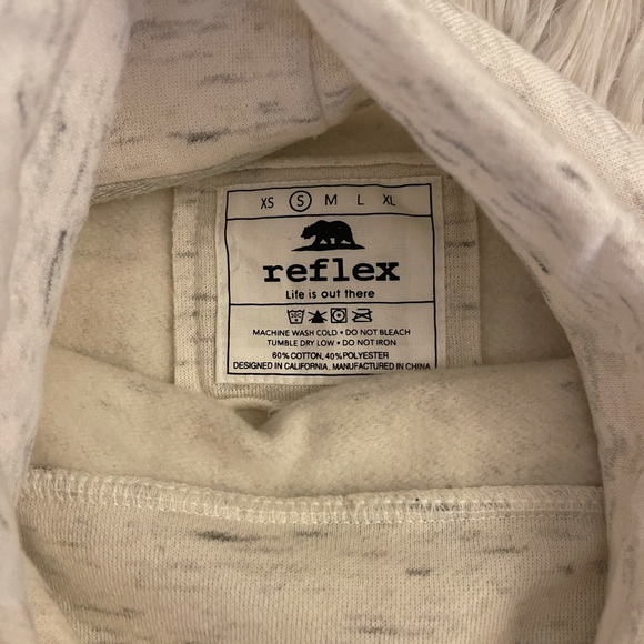 PINK | Sweatshirt bundle | 2 + 1 other brand - Picture 3 of 14